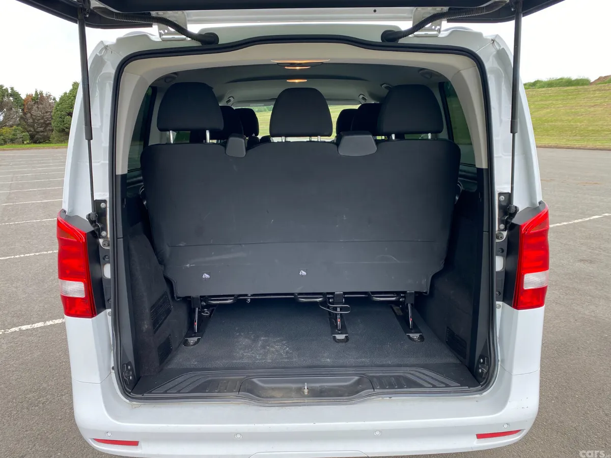 Mercedes-Benz Vito Minibus, Diesel, 2023, White