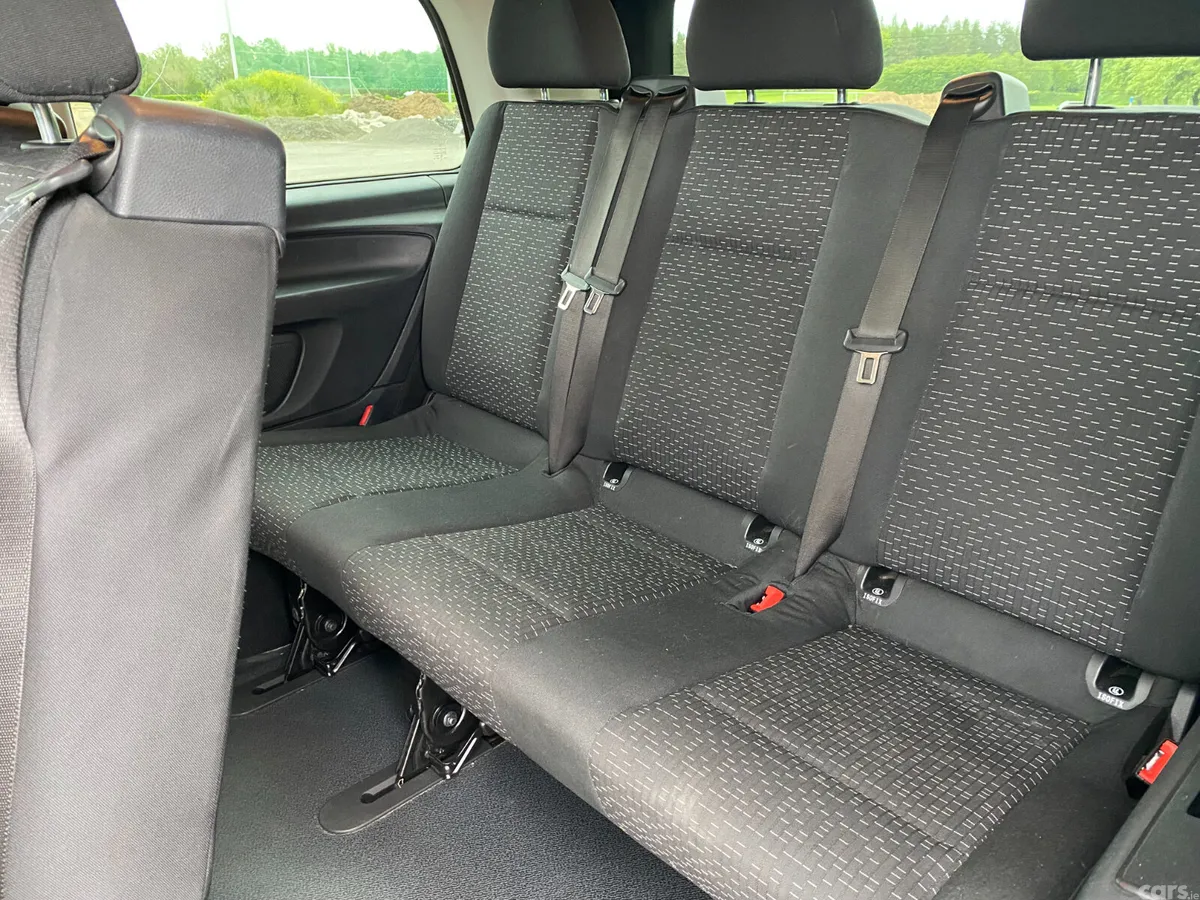 Mercedes-Benz Vito Minibus, Diesel, 2023, White