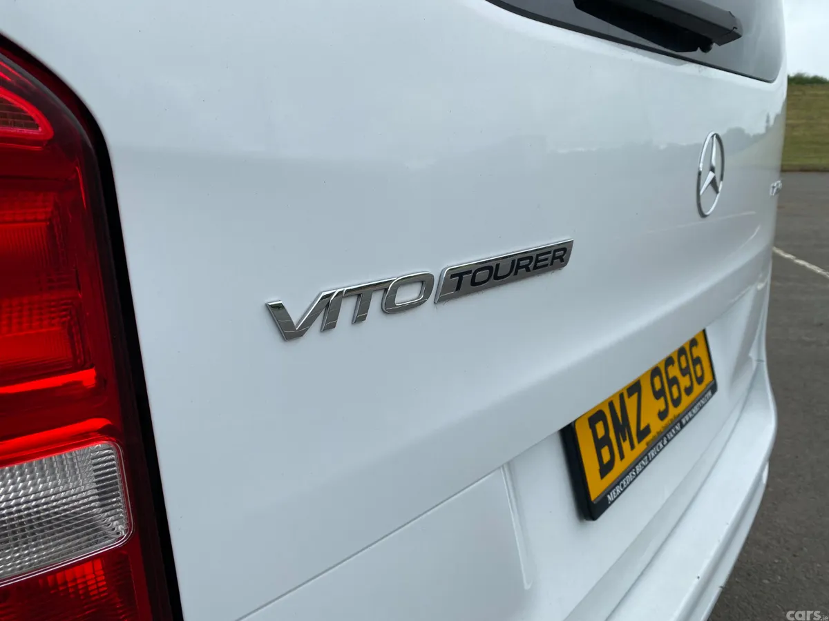 Mercedes-Benz Vito Minibus, Diesel, 2023, White