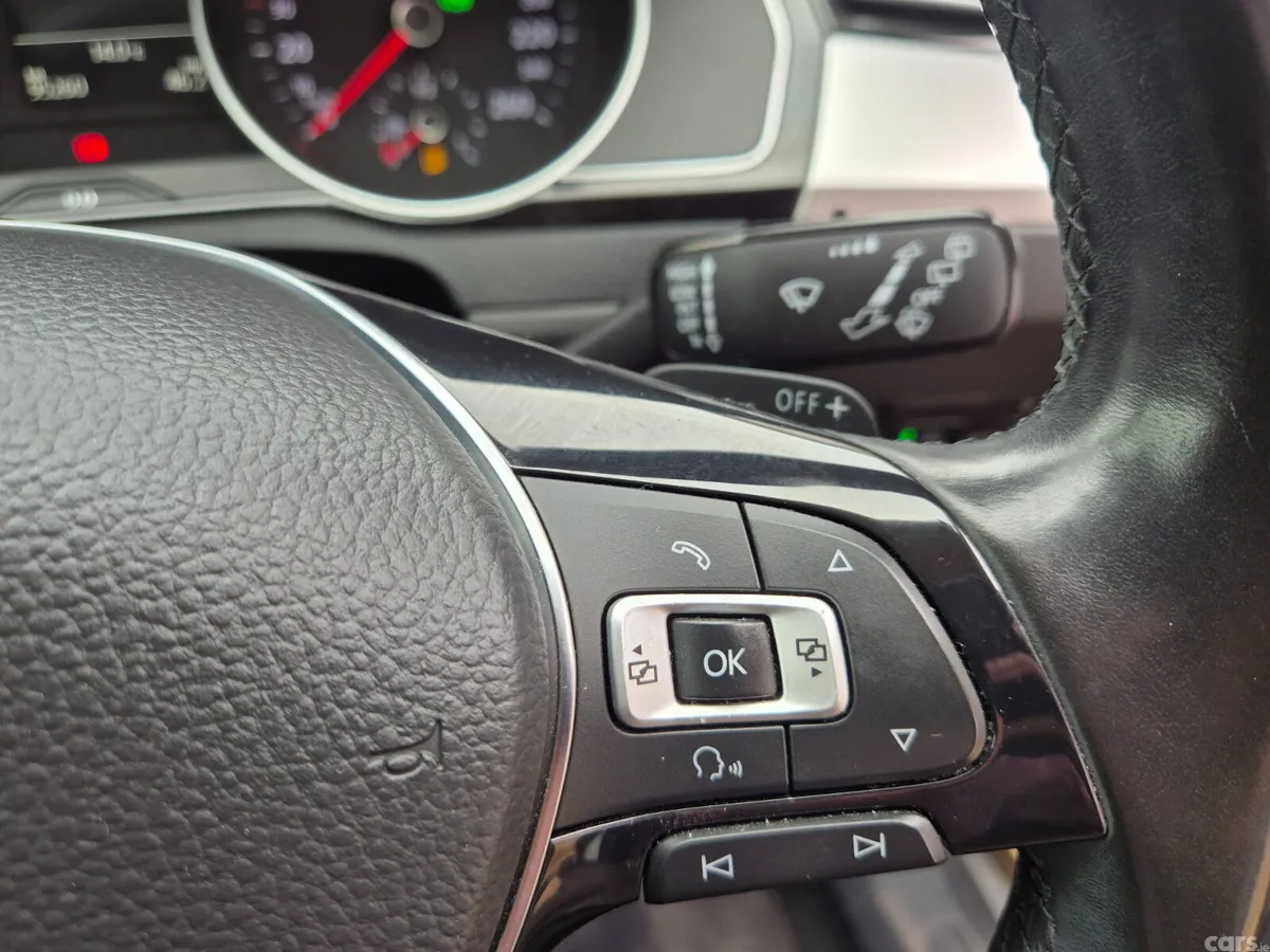 Volkswagen Passat Estate, Petrol, 2016, Silver