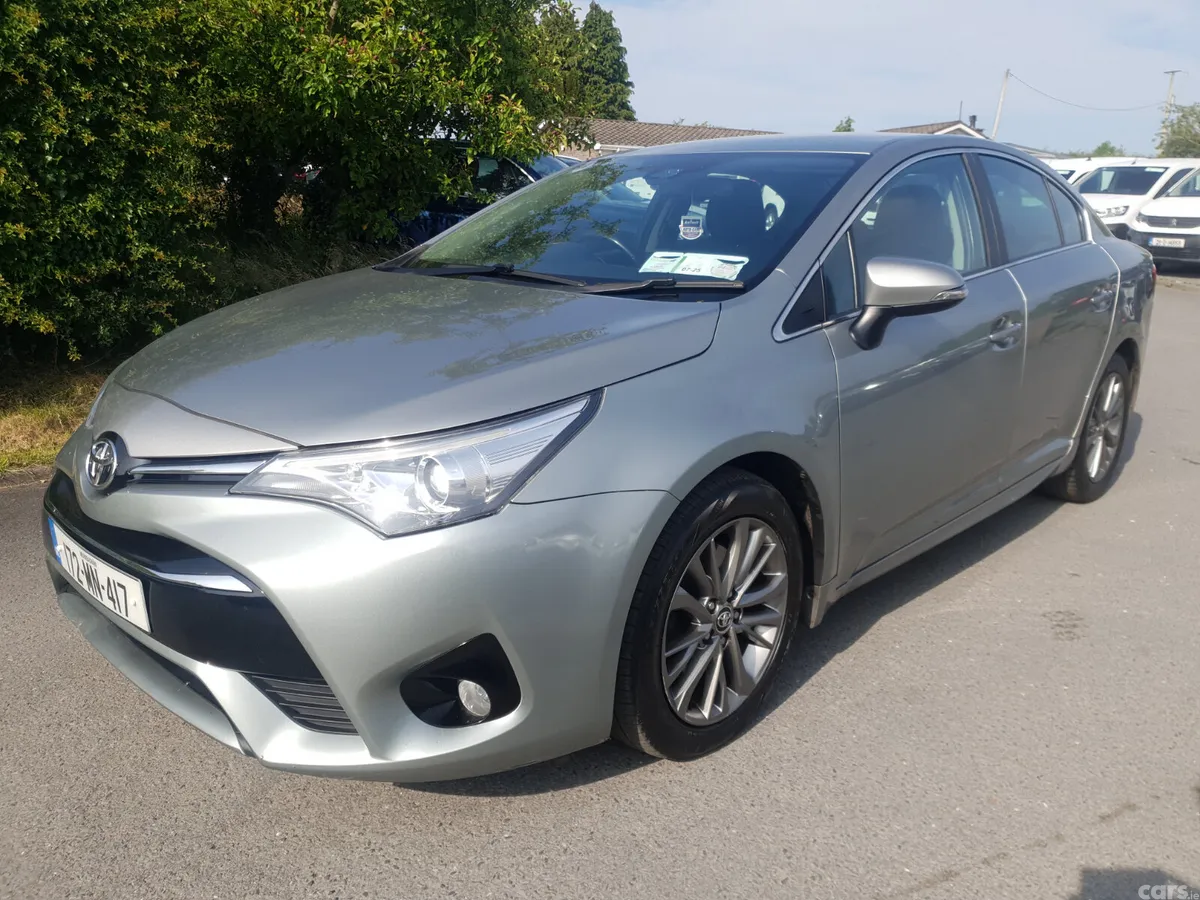 Toyota Avensis Saloon, Diesel, 2017, Grey