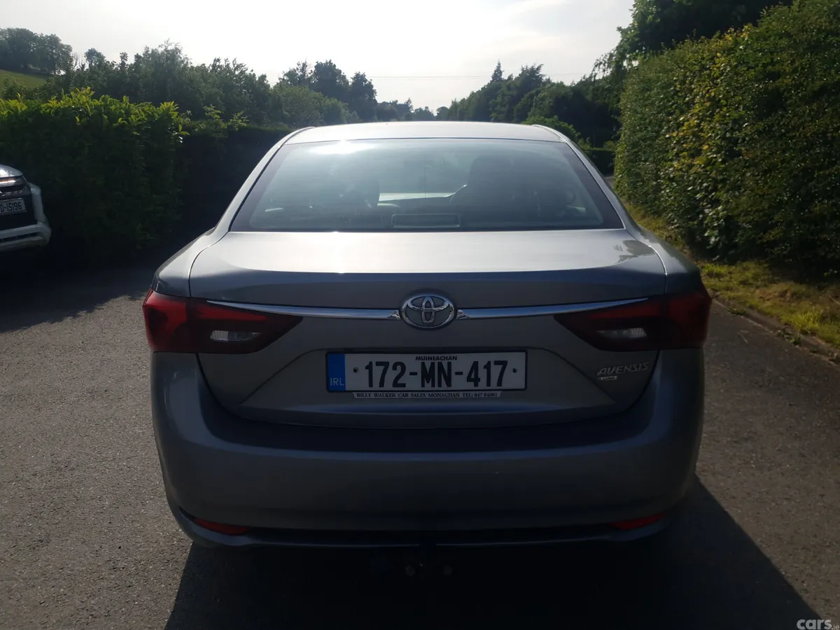 Toyota Avensis Saloon, Diesel, 2017, Grey