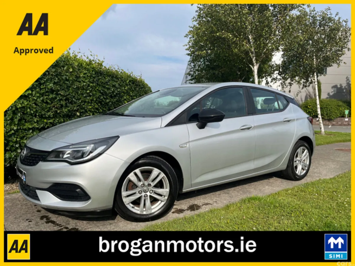 Opel Astra Hatchback, Diesel, 2021, Silver