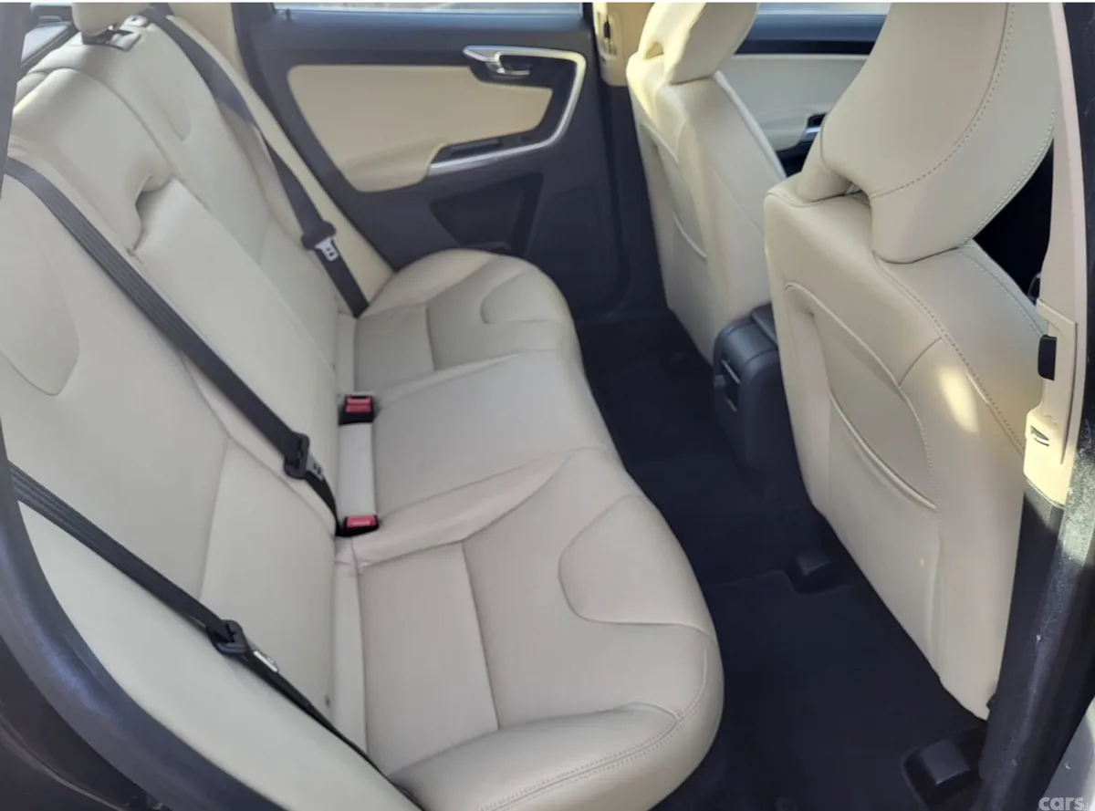 Volvo XC60 SUV, Diesel, 2017, Black