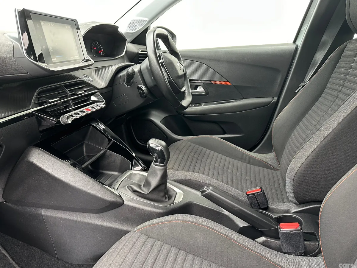 Peugeot 208 Hatchback, Petrol, 2020, Grey