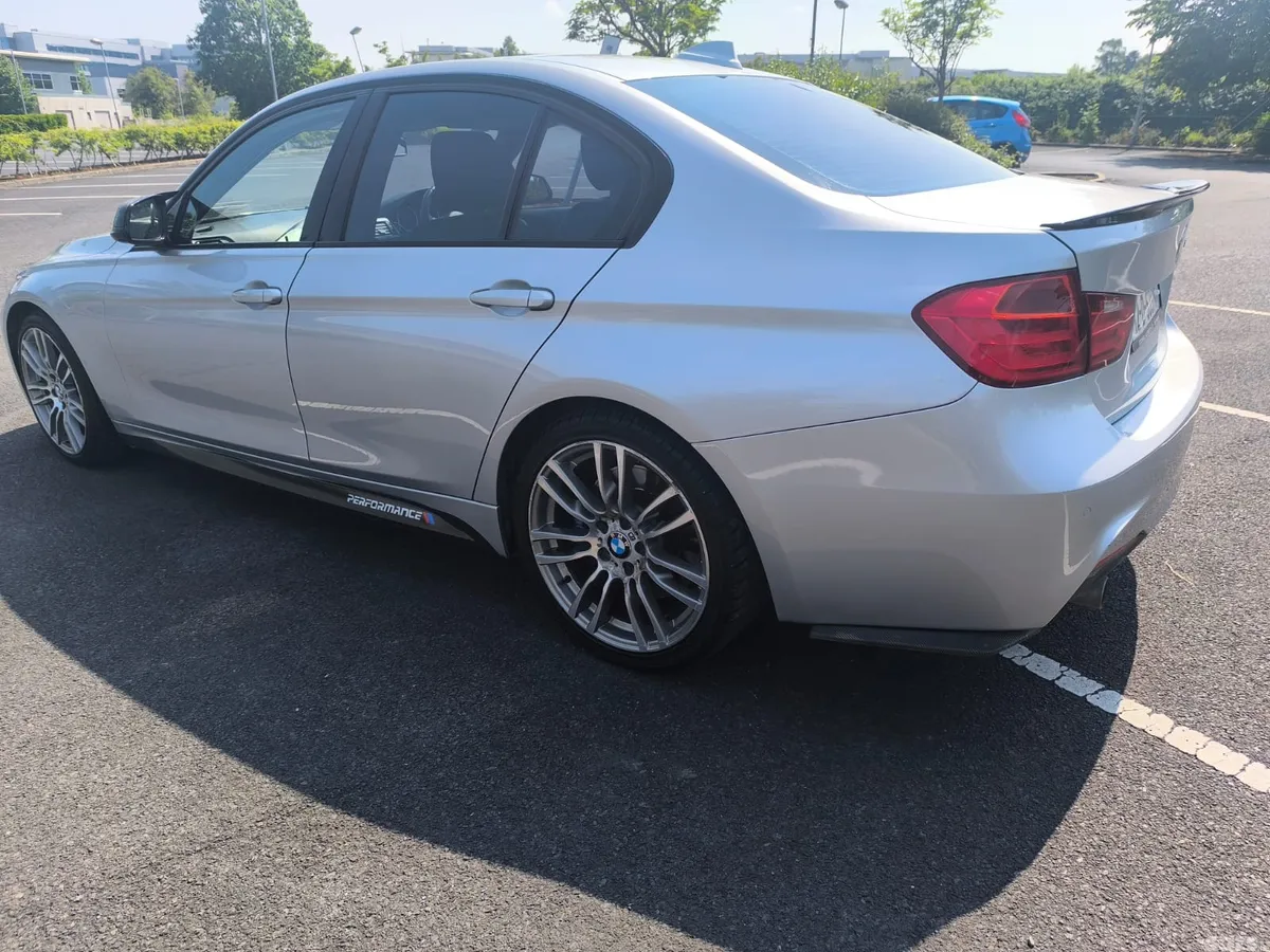 BMW 3-Series Saloon, Diesel, 2012, Silver