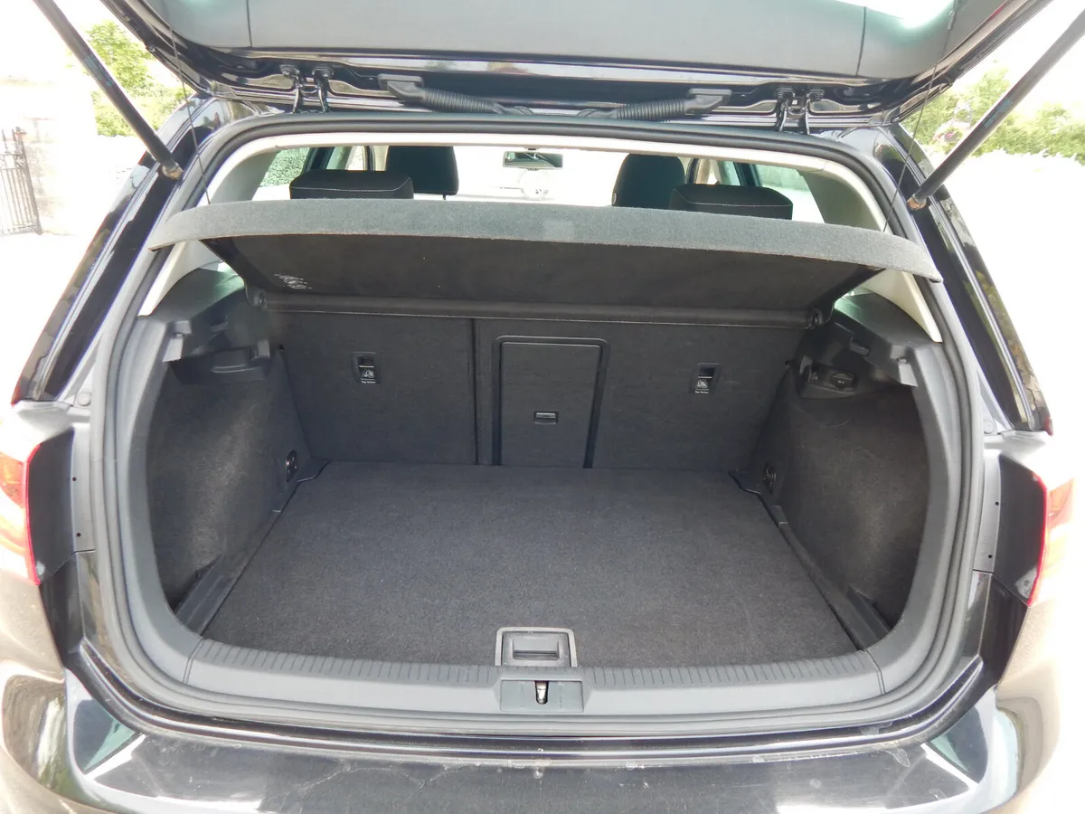 Volkswagen Golf Hatchback, Diesel, 2013, Black