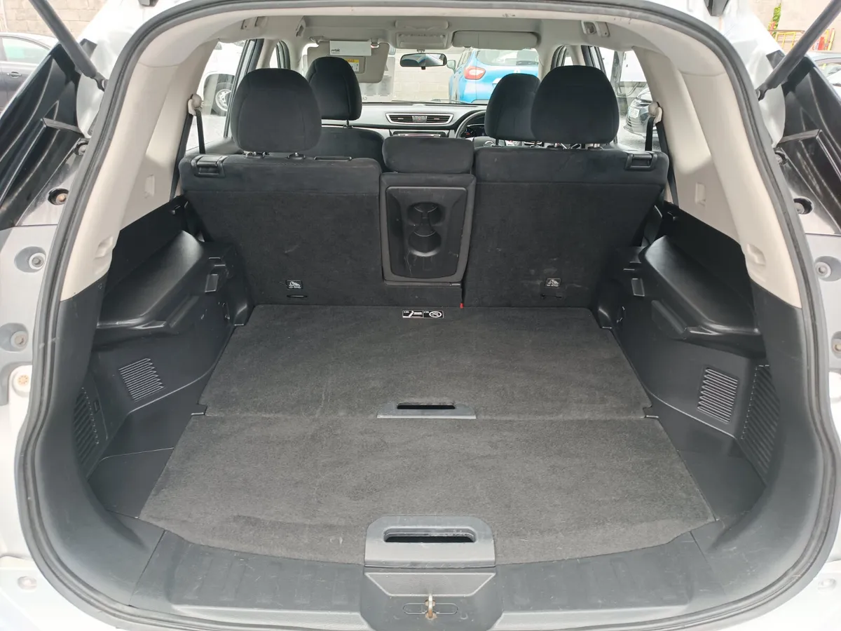 Nissan X-Trail SUV, Diesel, 2015, Silver