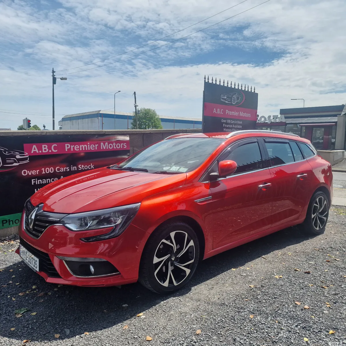 Renault Megane Estate, Diesel, 2017, Red