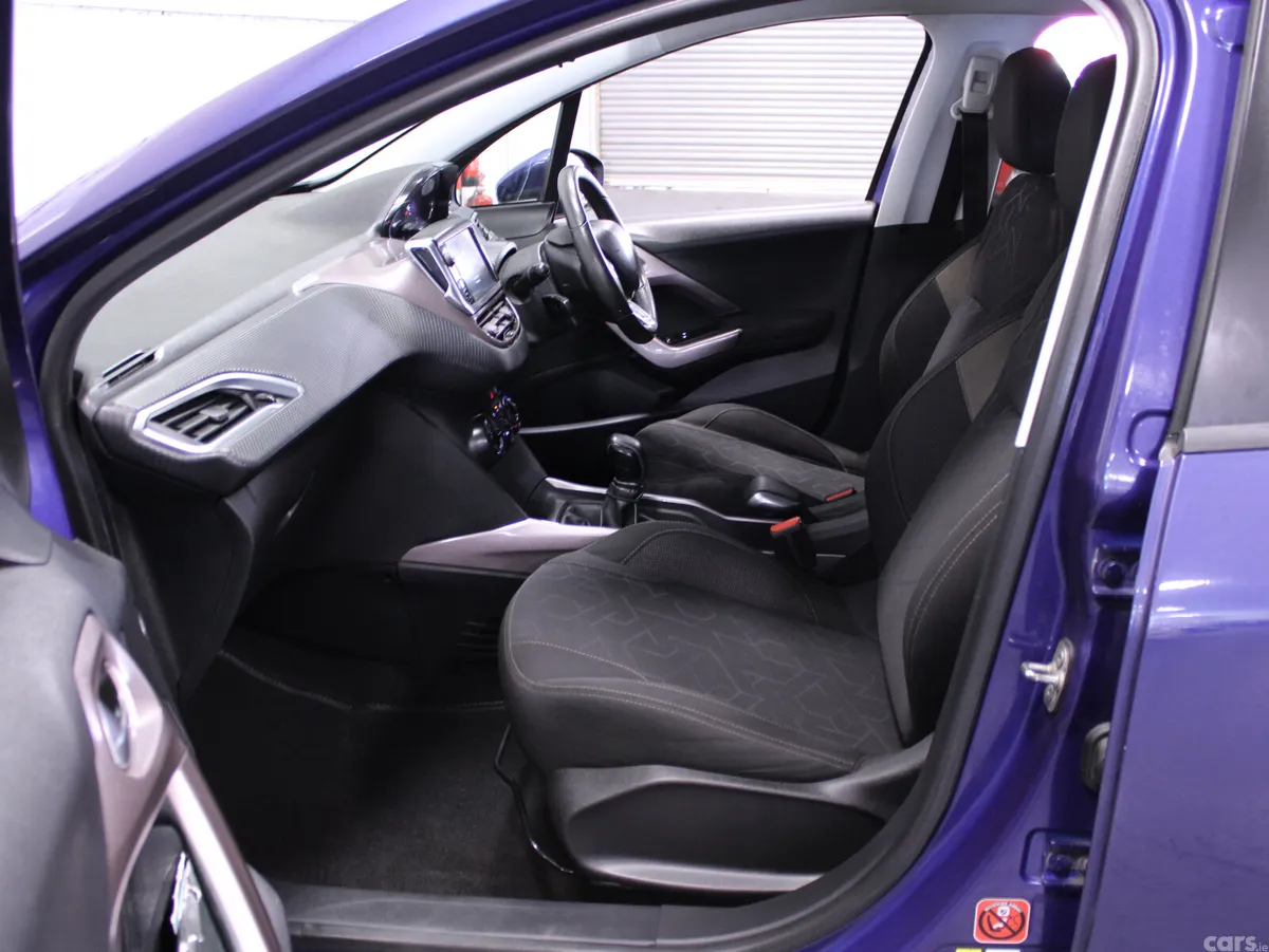 Peugeot 2008 SUV, Diesel, 2015, Blue