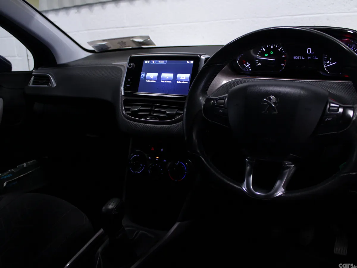 Peugeot 2008 SUV, Diesel, 2015, Blue
