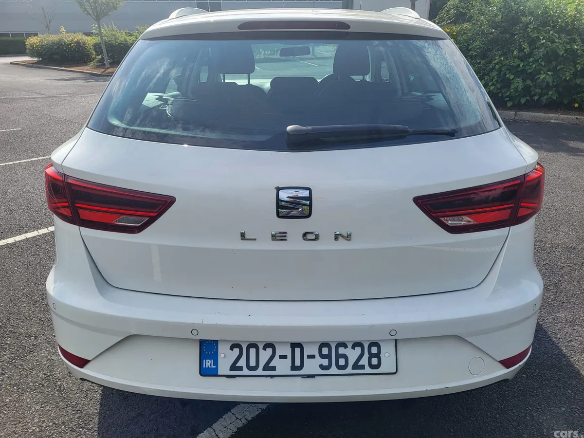 SEAT Leon Estate, Diesel, 2020, White