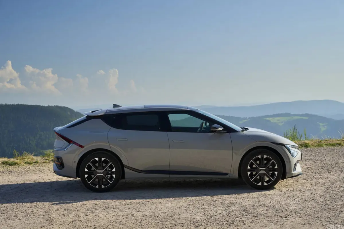 Kia EV6 SUV, Electric, 2026, Other