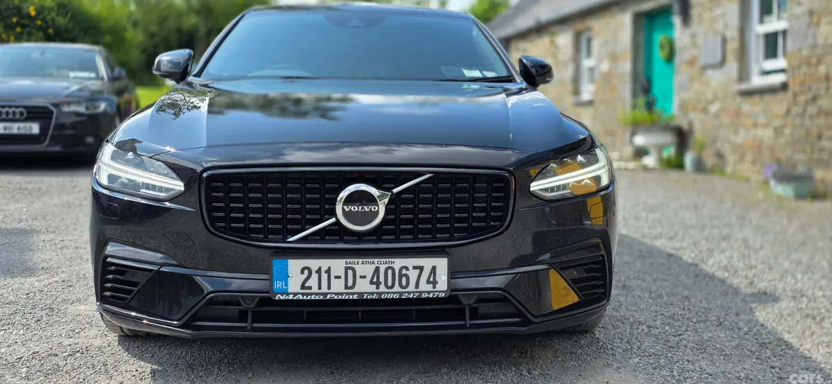 Volvo S90 Saloon, Petrol Plug-in Hybrid, 2021, Black