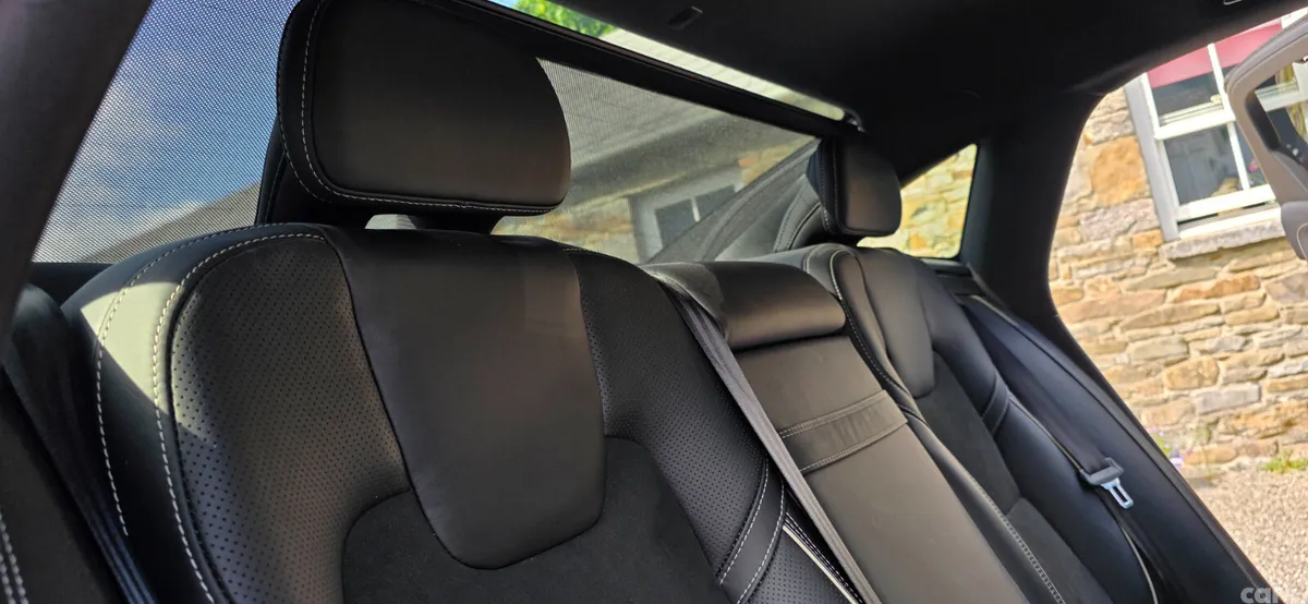 Volvo S90 Saloon, Petrol Plug-in Hybrid, 2021, Black