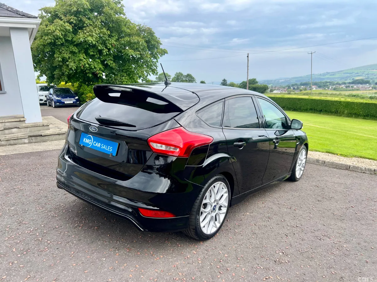 Ford Focus Hatchback, Diesel, 2017, Black
