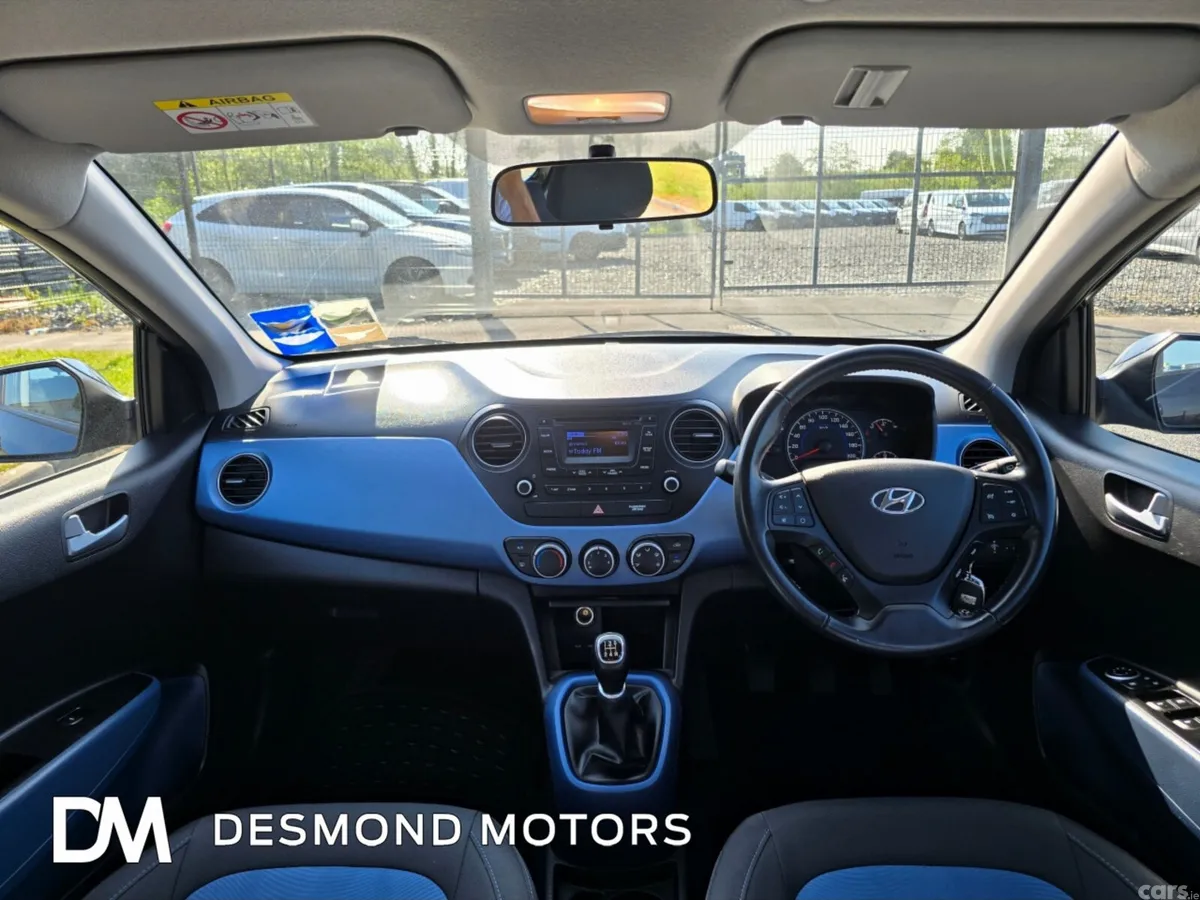 Hyundai i10 Hatchback, Petrol, 2016, Black