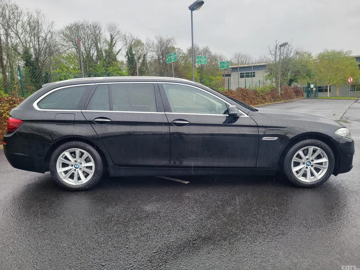 BMW 5-Series Estate/Jeep, Diesel, 2016, Black