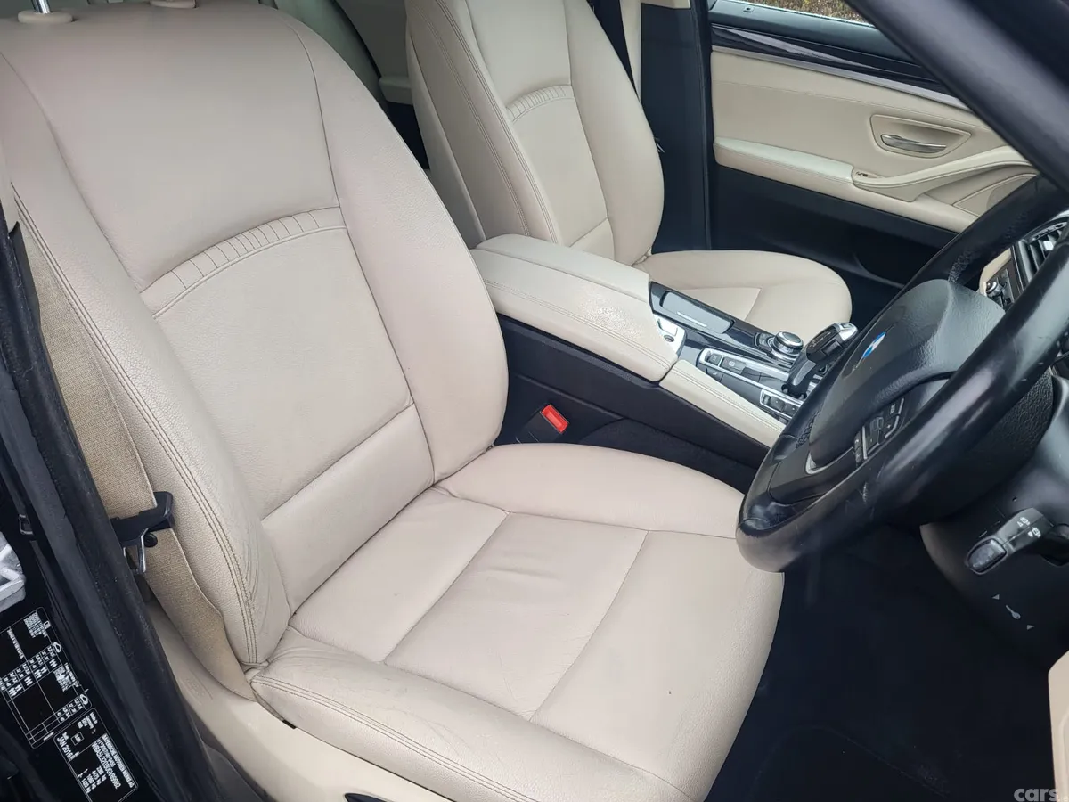 BMW 5-Series Estate/Jeep, Diesel, 2016, Black