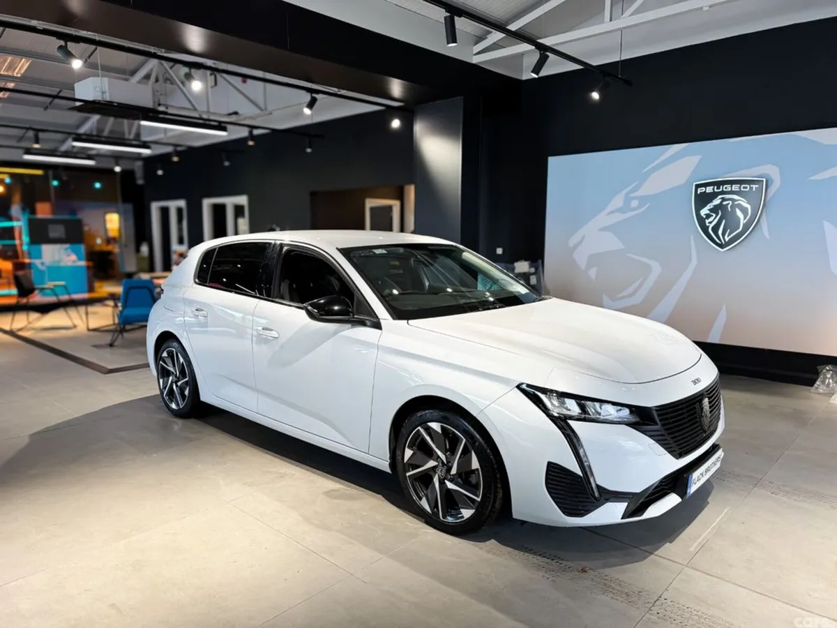 Peugeot 308 Hatchback, Diesel, 2024, White