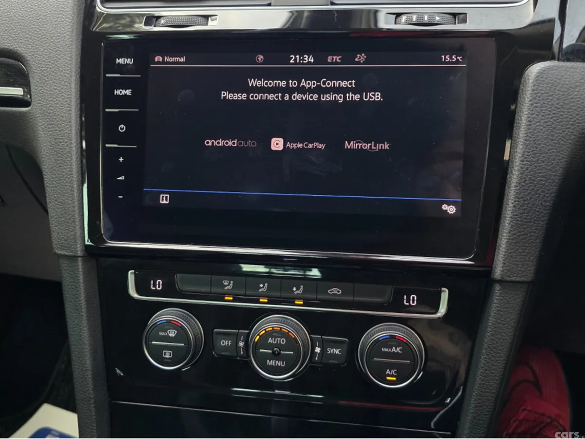 Volkswagen Golf Hatchback, Petrol, 2019, White