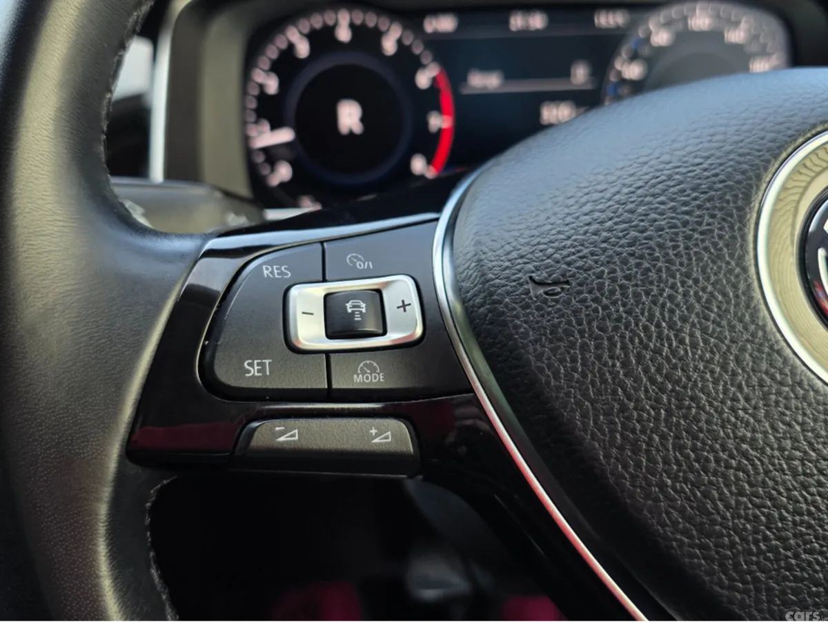 Volkswagen Golf Hatchback, Petrol, 2019, White