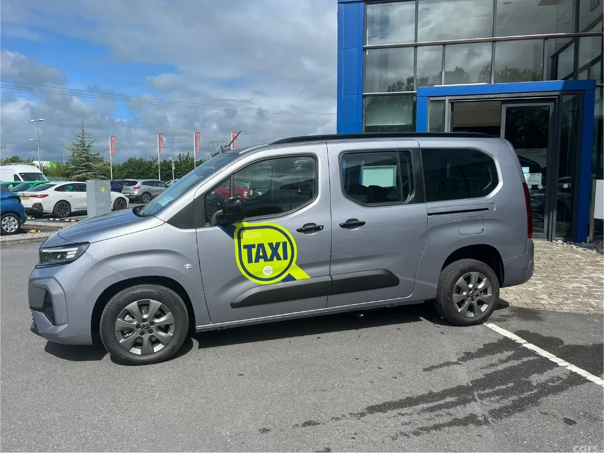 Opel Combo MPV, Diesel, 2026, Grey