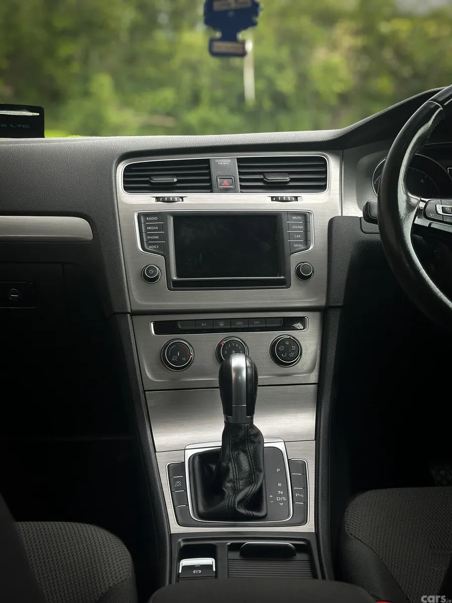 Volkswagen Golf Estate, Diesel, 2016, Silver