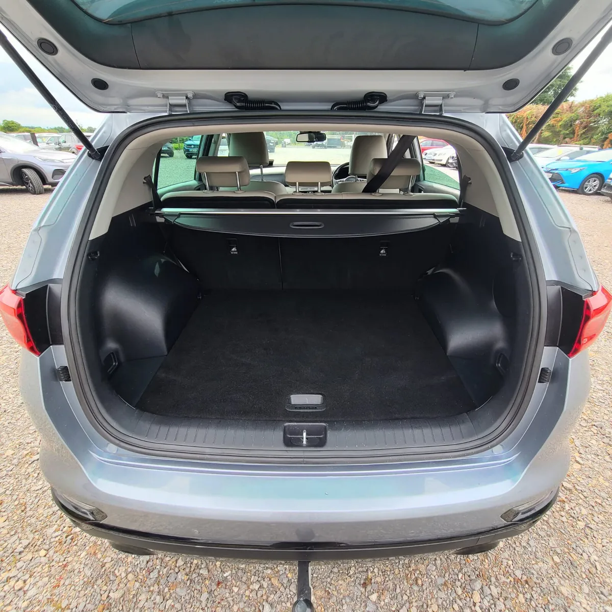 Kia Sportage SUV, Diesel Hybrid, 2022, Grey