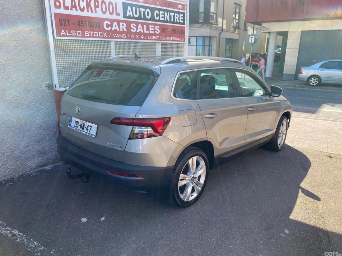 Skoda Karoq Estate, Diesel, 2019, Grey
