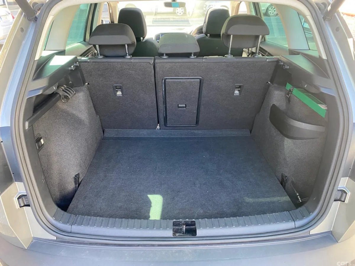 Skoda Karoq Estate, Diesel, 2019, Grey