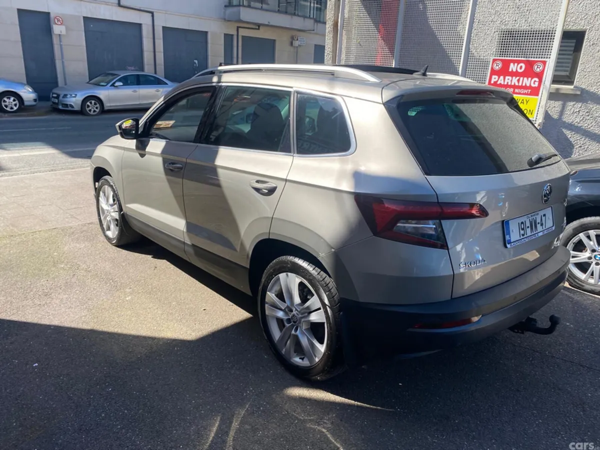 Skoda Karoq Estate, Diesel, 2019, Grey
