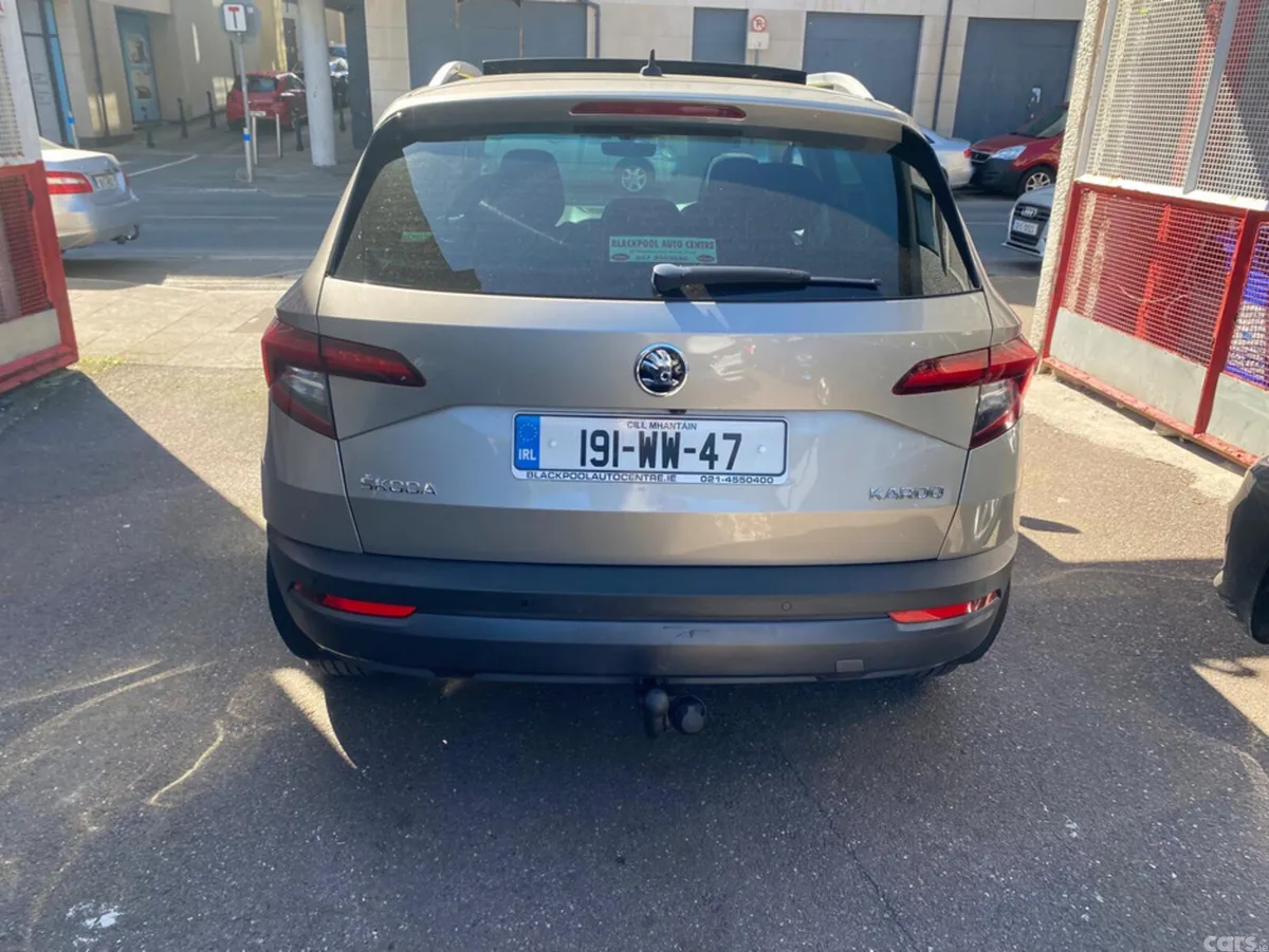 Skoda Karoq Estate, Diesel, 2019, Grey