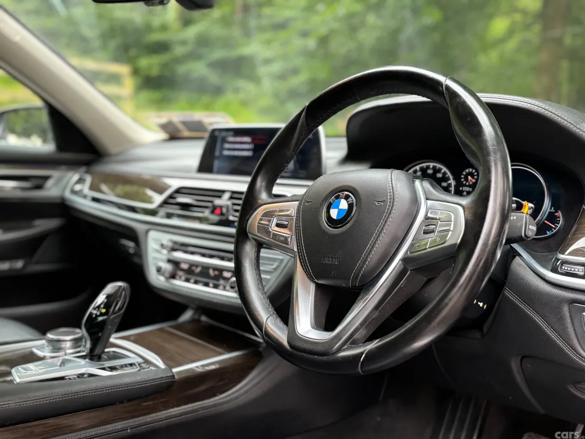 BMW 7-Series Saloon, Diesel, 2017, Black