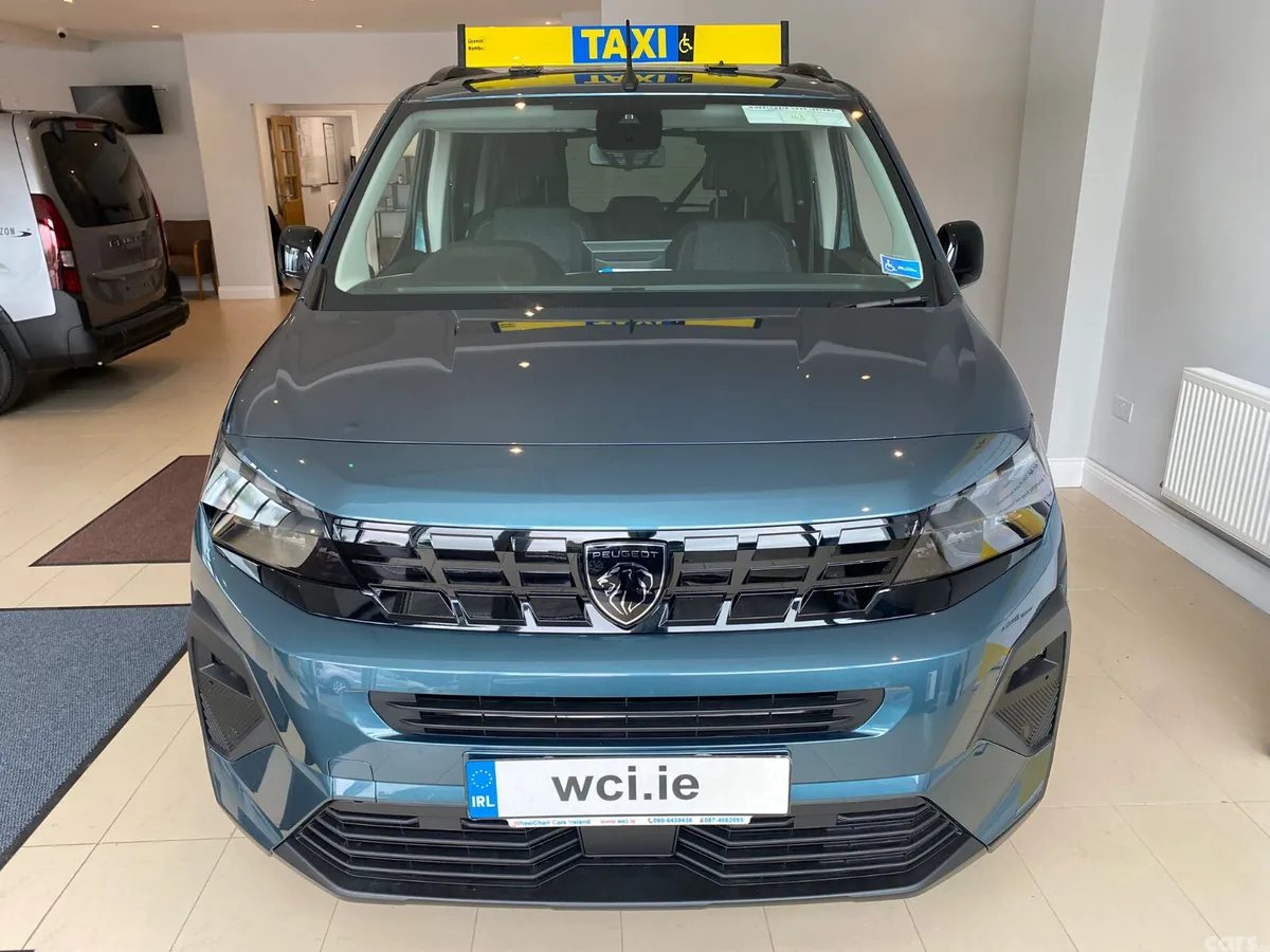 Peugeot Rifter MPV, Diesel, 2026, Blue