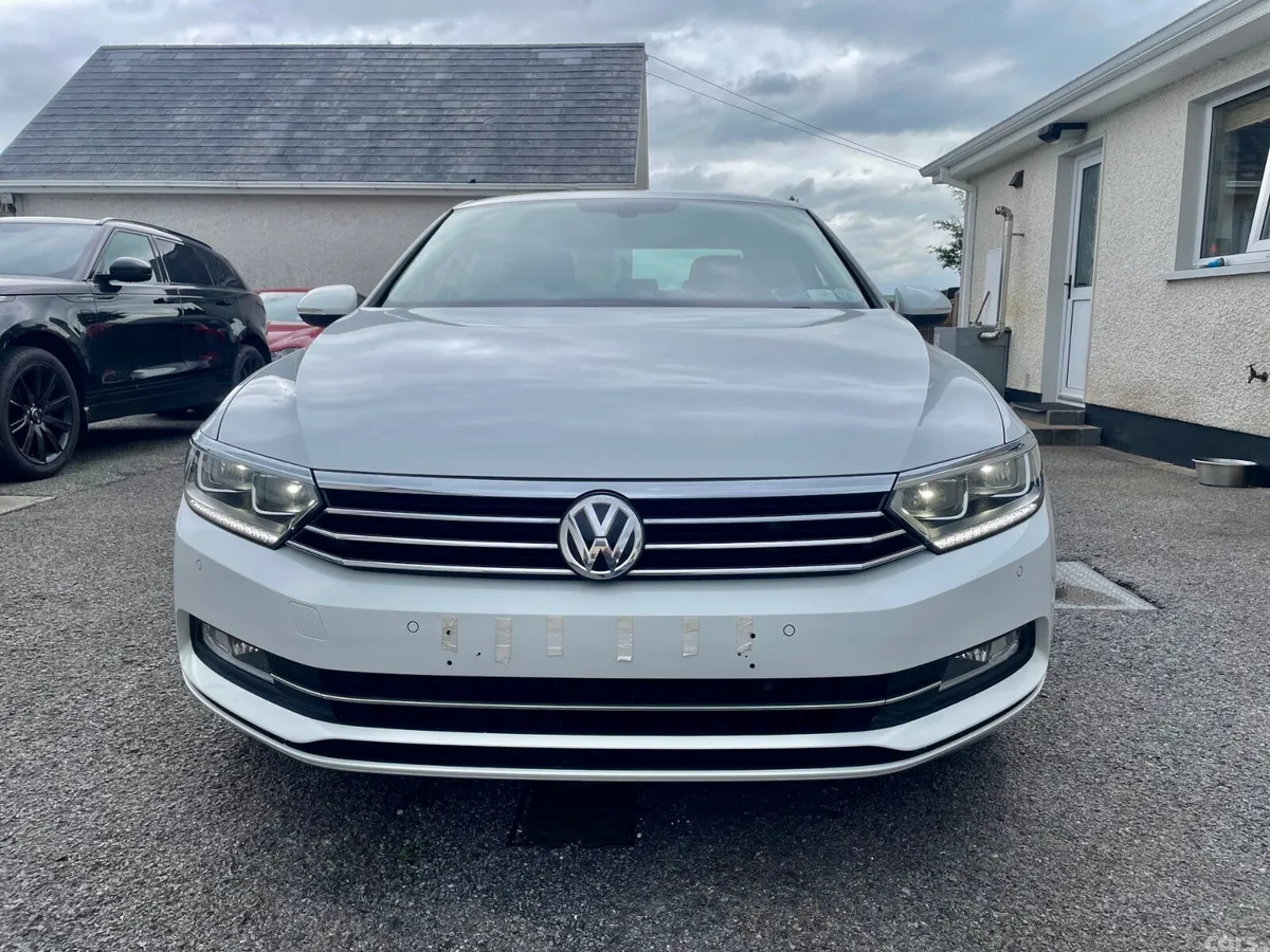Volkswagen Passat Saloon, Diesel, 2016, White