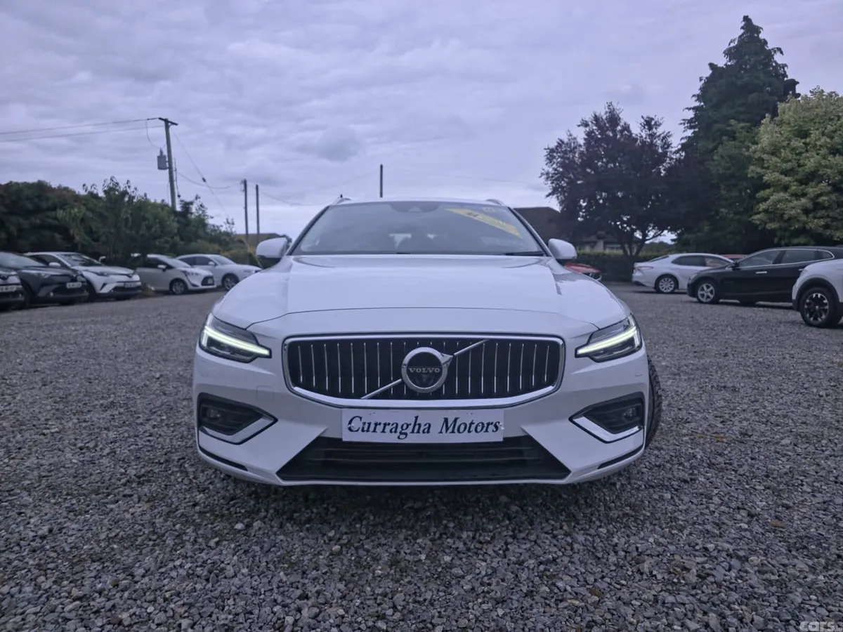 Volvo V60 Estate, Petrol, 2020, White