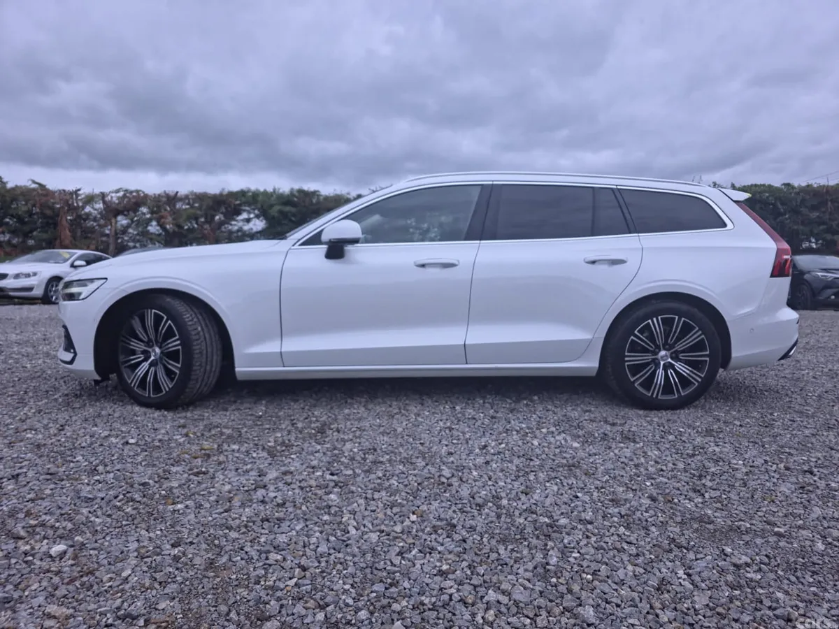 Volvo V60 Estate, Petrol, 2020, White