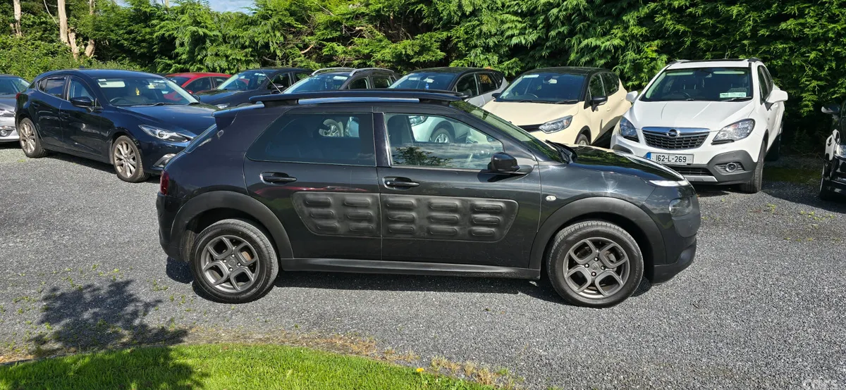 Citroen C4 Cactus Hatchback, Petrol, 2015, Black