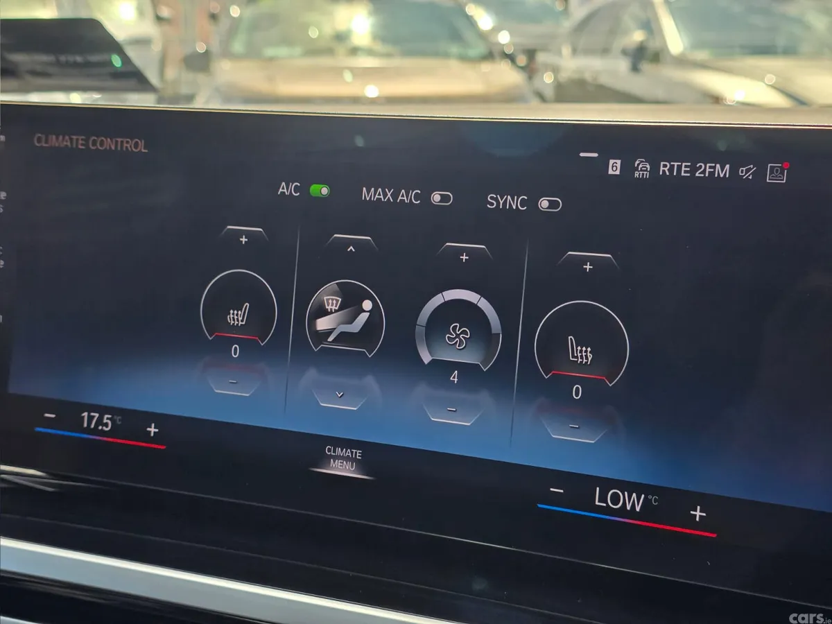 BMW 3-Series Estate/Jeep, Petrol Plug-in Hybrid, 2023, Blue