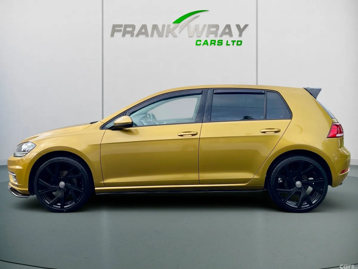 Volkswagen Golf Hatchback, Diesel, 2018, Yellow