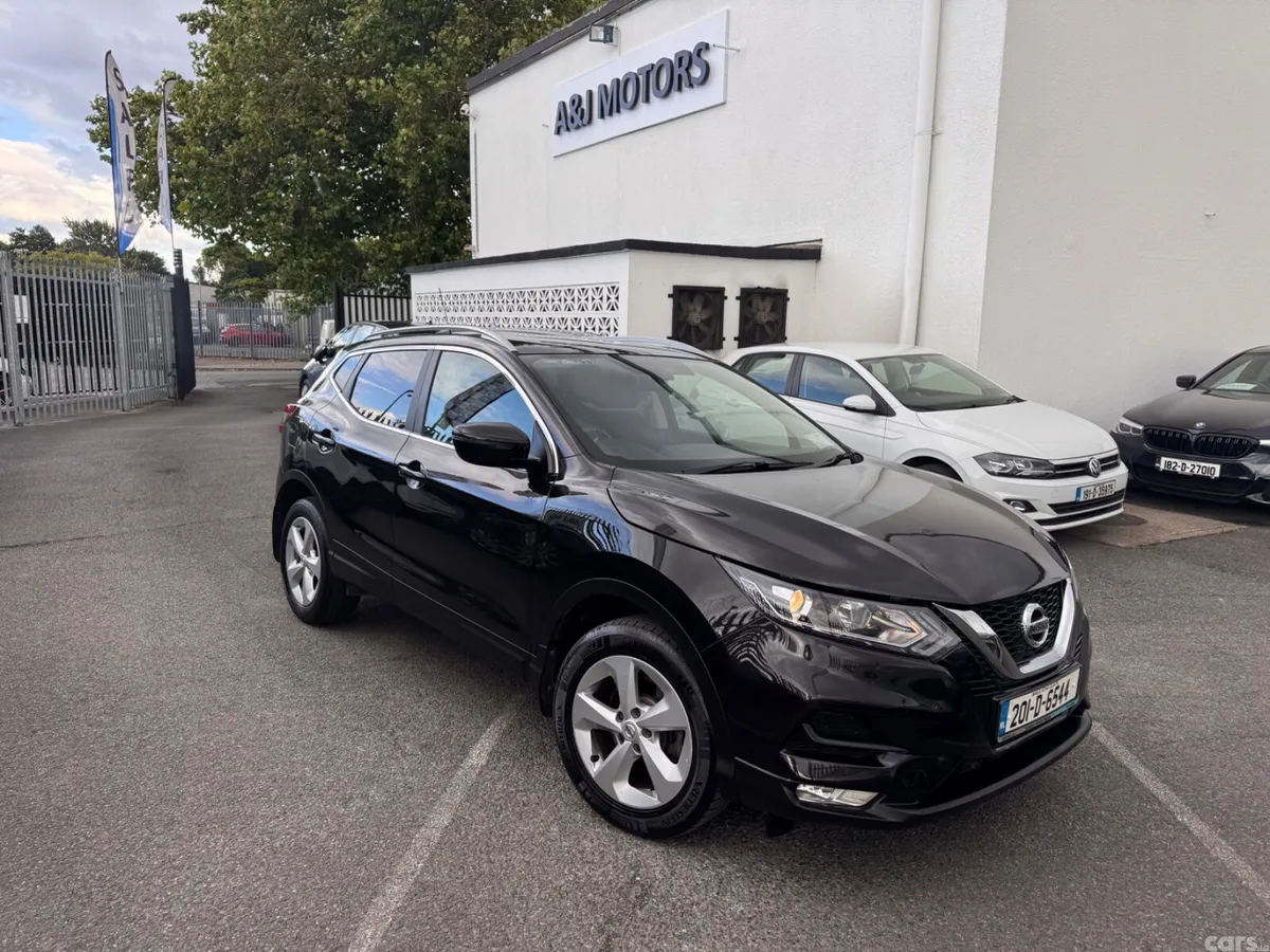 Nissan Qashqai MPV, Petrol, 2020, Black