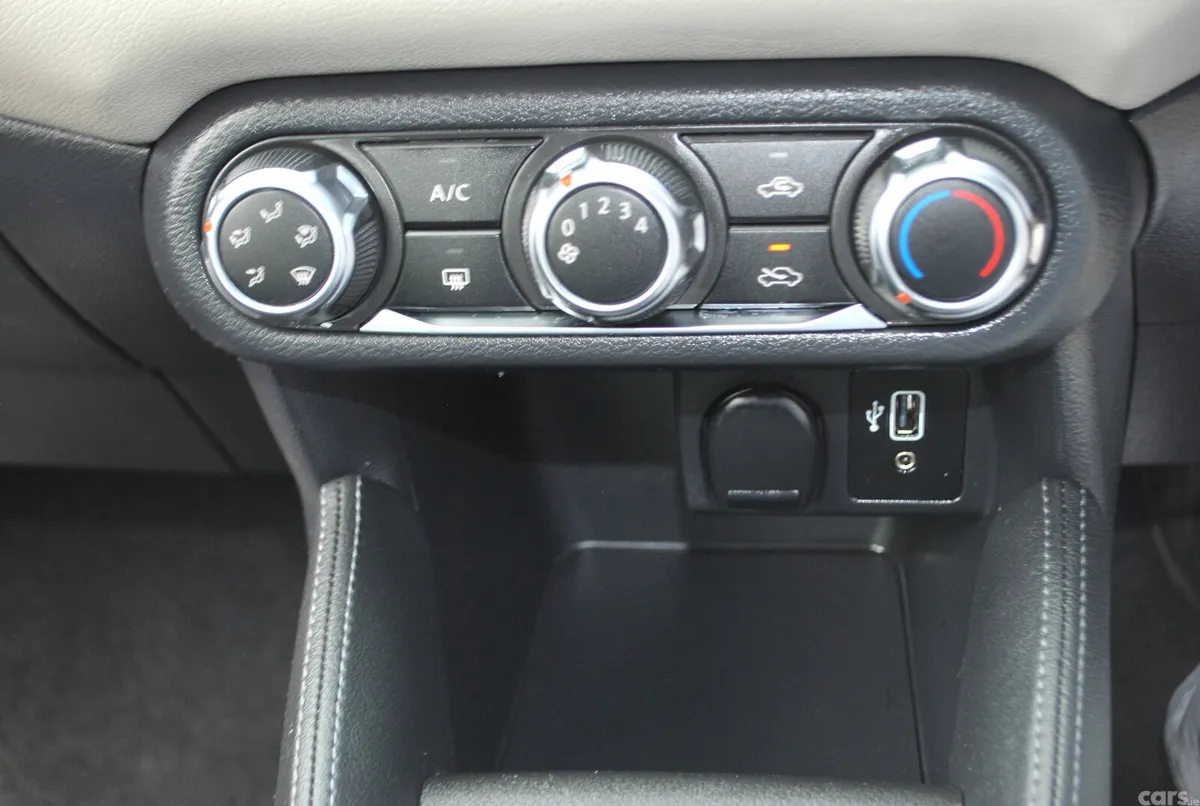 Nissan Micra Hatchback, Petrol, 2022, Grey