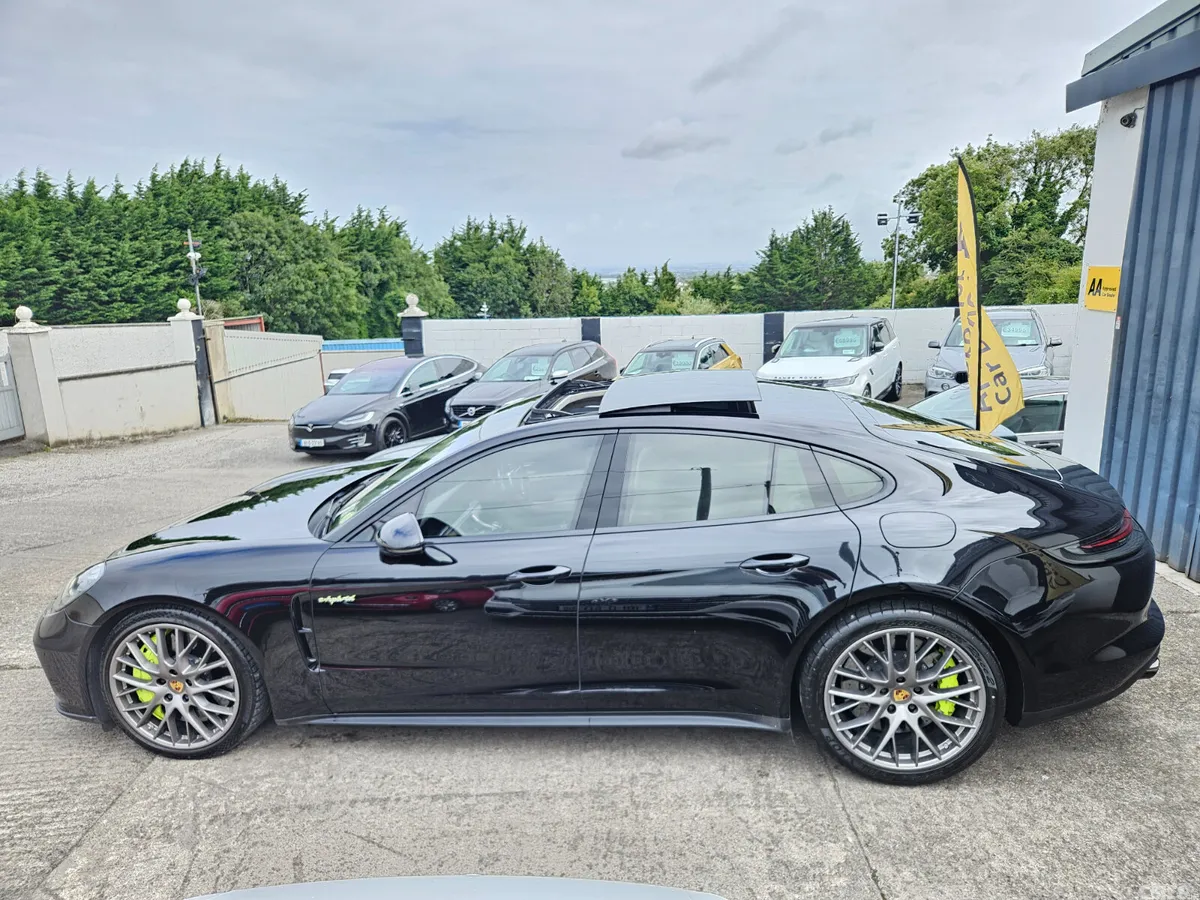 Porsche Panamera Hatchback, Petrol Plug-in Hybrid, 2017, Black