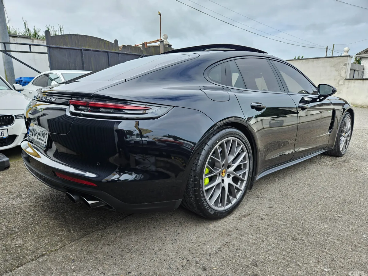 Porsche Panamera Hatchback, Petrol Plug-in Hybrid, 2017, Black