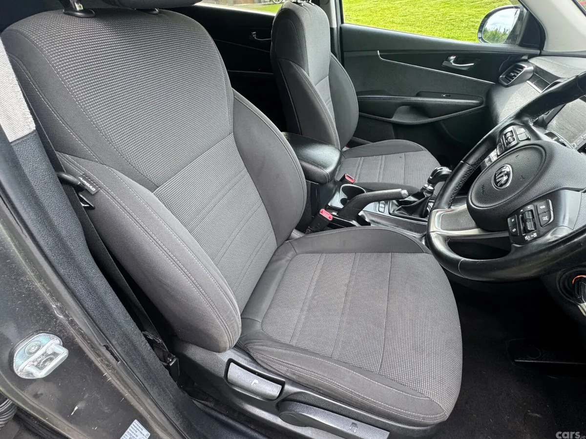 Kia Sorento SUV, Diesel, 2015, Grey