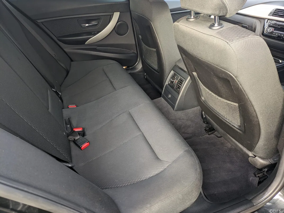 BMW 3-Series Saloon, Petrol Plug-in Hybrid, 2016, Black