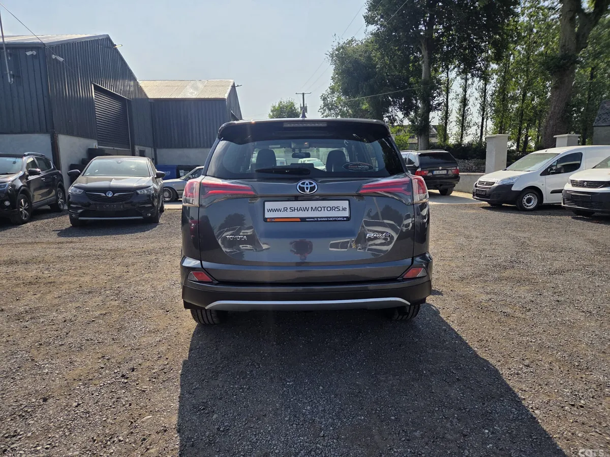 Toyota RAV4 SUV, Diesel, 2016, Grey