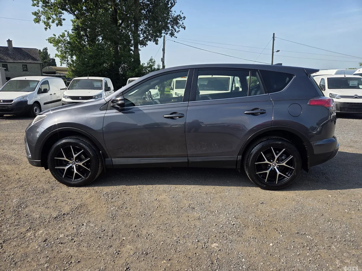 Toyota RAV4 SUV, Diesel, 2016, Grey