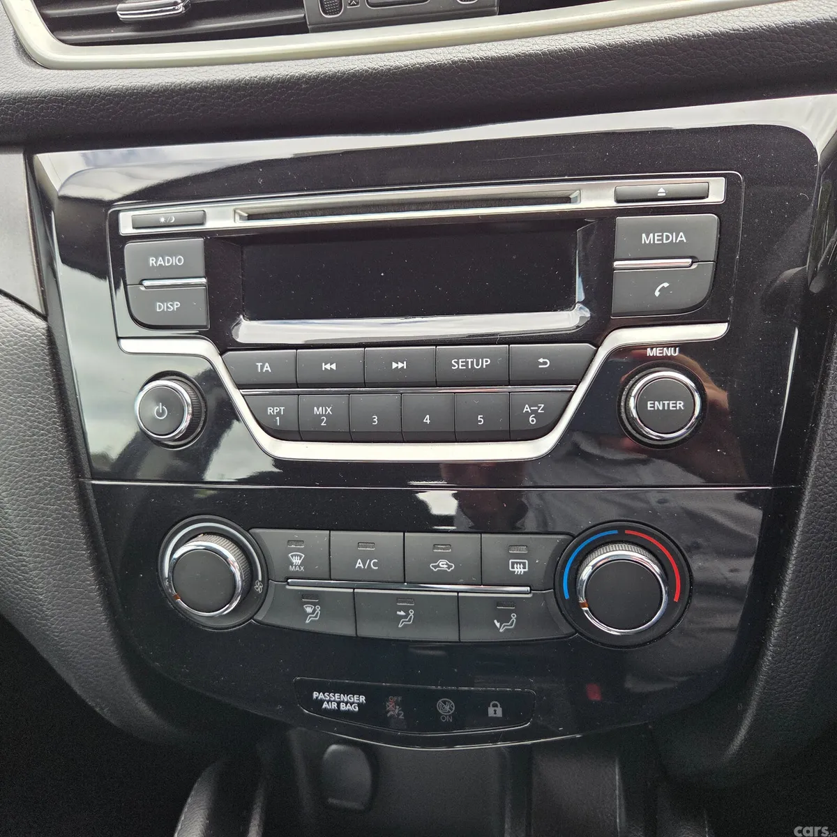 Nissan Qashqai Hatchback, Diesel, 2015, Black
